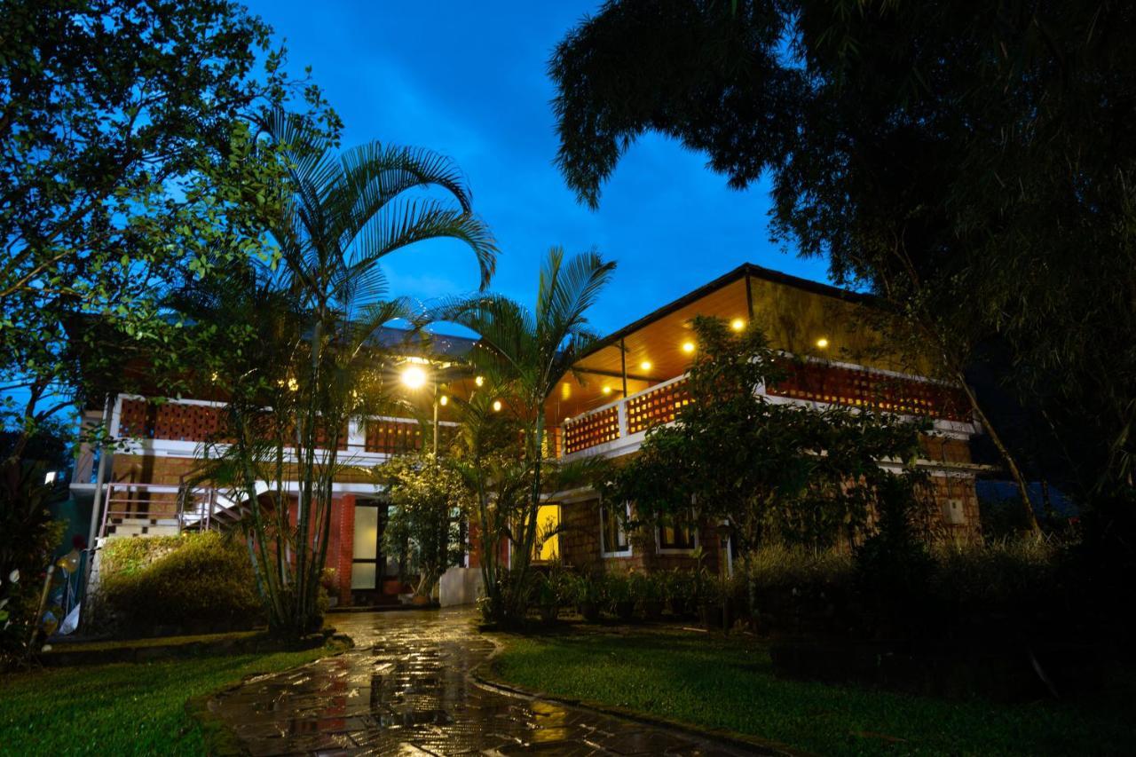 Falling Waters Munnar Exterior photo